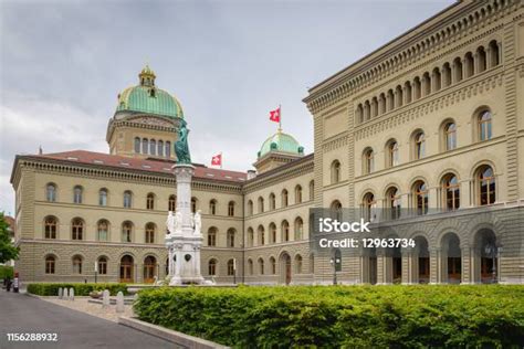 Rumah Parlemen di Bern